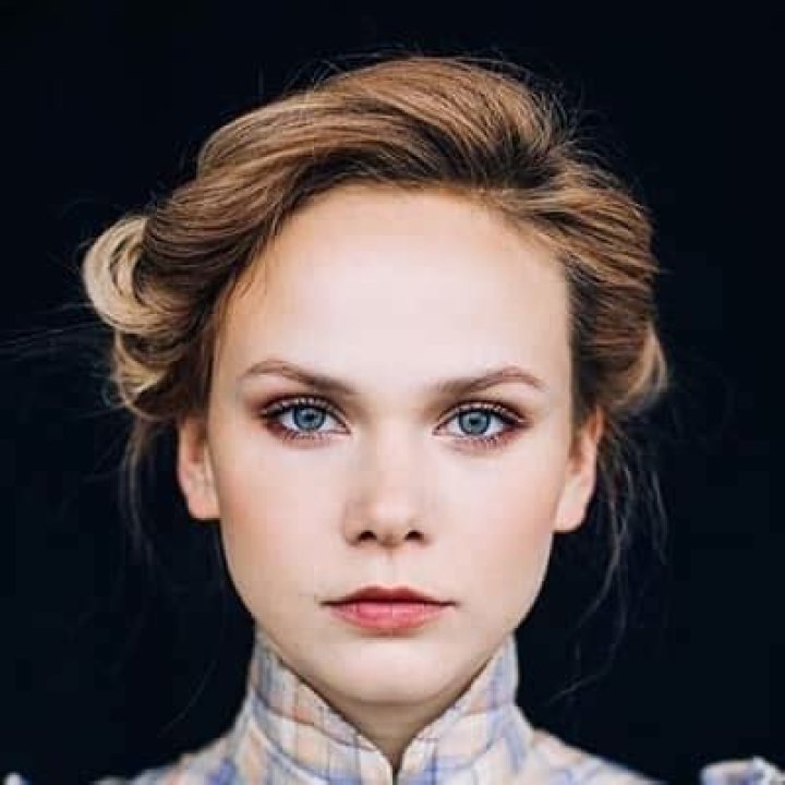 Aleksandra Skraba - Bio, Age, Height, Nationality, Net Worth, Facts