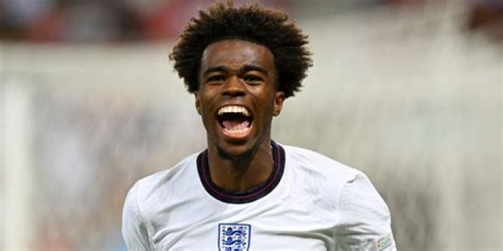 Carney Chukwuemeka - Bio, Age, Net Worth, Height, Single, Facts