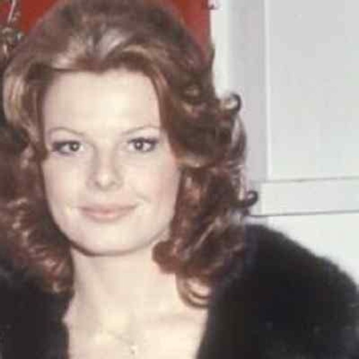 Catherine Hawn - Bio, Age, Height, Nationality, Body Measurement, Career