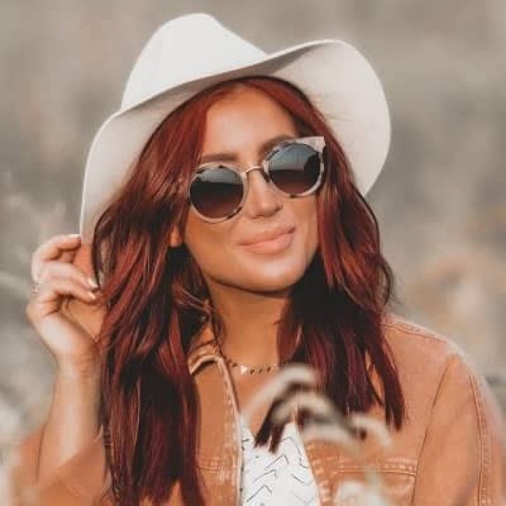 Chelsea Houska - Bio, Age, Net Worth, Height, Nationality, Body Measurement, Career