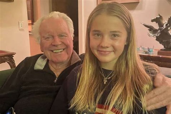 Clover Clementyne Watson - Bio, Age, Nationality, Body Measurement, Career
