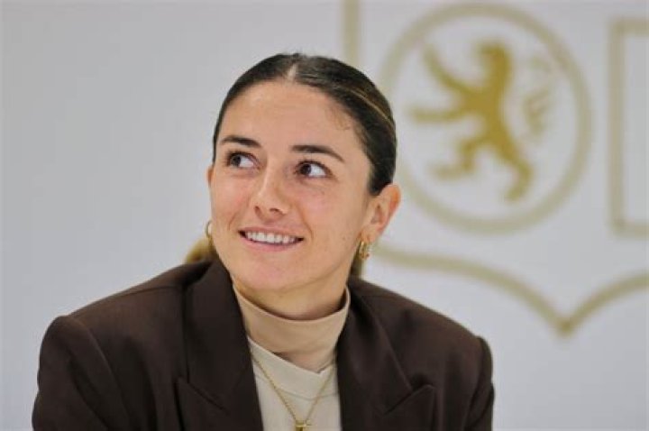 Danielle van de donk- Bio, Age, Net Worth, In Relation, Nationality, Career