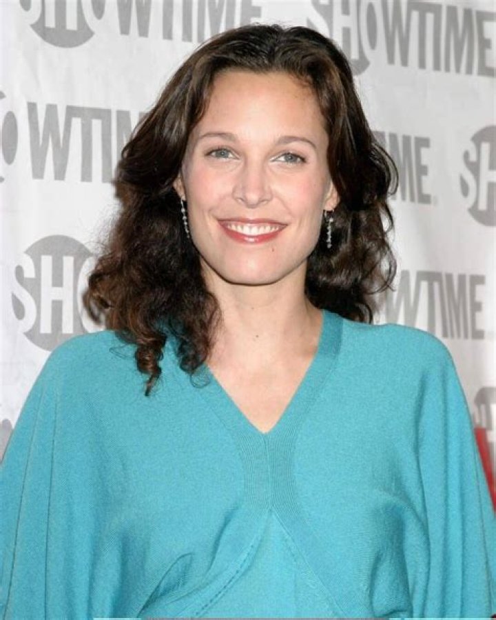 Erin Daniels - Bio, Age, Height, Net Worth, Facts, Nationality