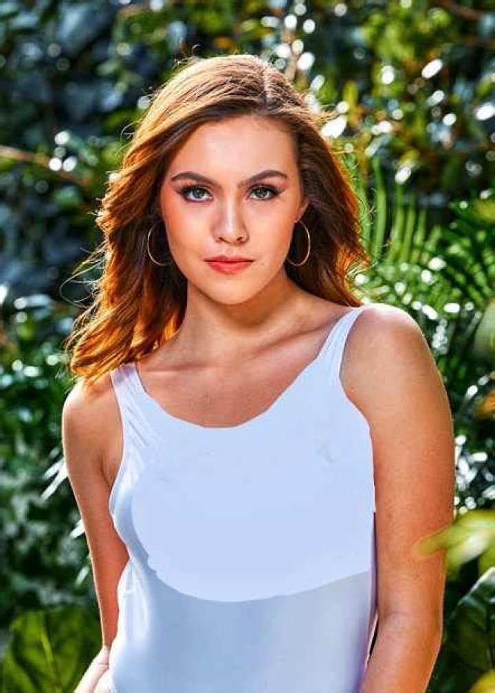 Freya Allan - Bio, Age, Net Worth, Height, Married, Nationality, Career