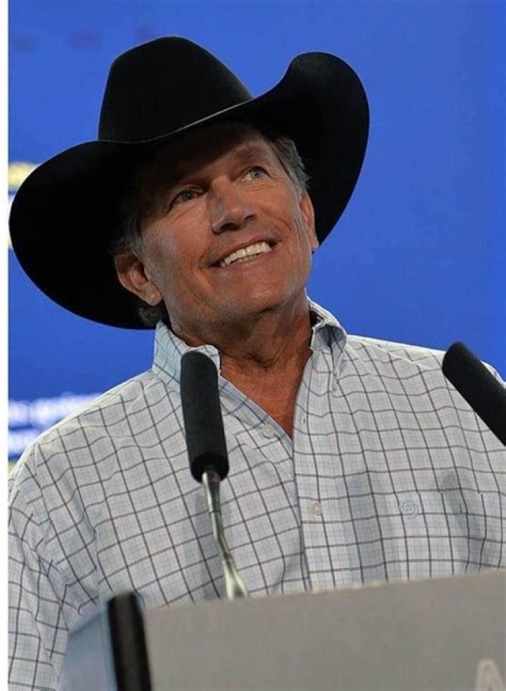 George Strait - Bio, Career, Age, Net Worth, Height, Facts