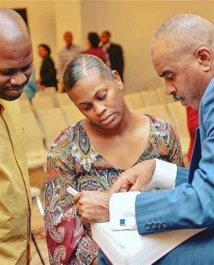 Gino Jennings - Height, Bio, Career, Married, Age, Net Worth, Facts