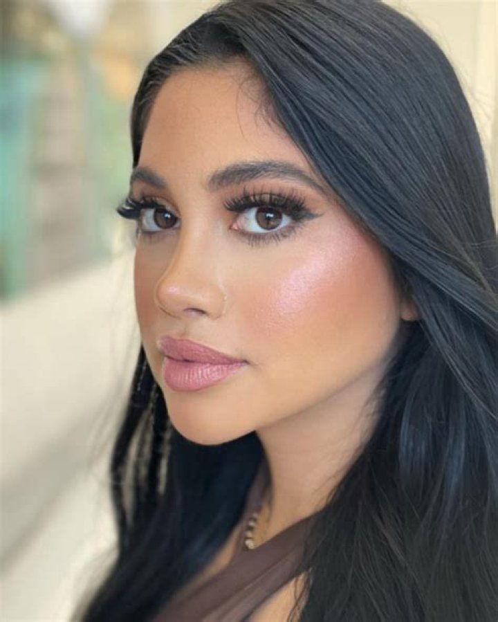 Jailyne Ojeda Ochoa - Bio, Age, Net Worth, Height, Single, Nationality, Wiki