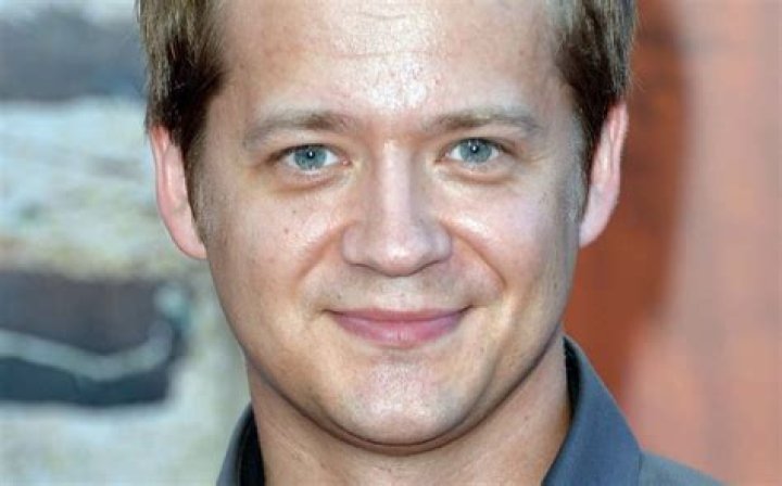 Jason Earles - Bio, Age, Net Worth, Height, Married, Nationality, Body Measurement, Career