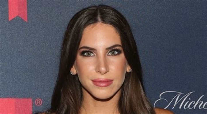Jen Selter - Bio, Age, Net Worth, Height, In Relation, Nationality, Body Measurement, Career