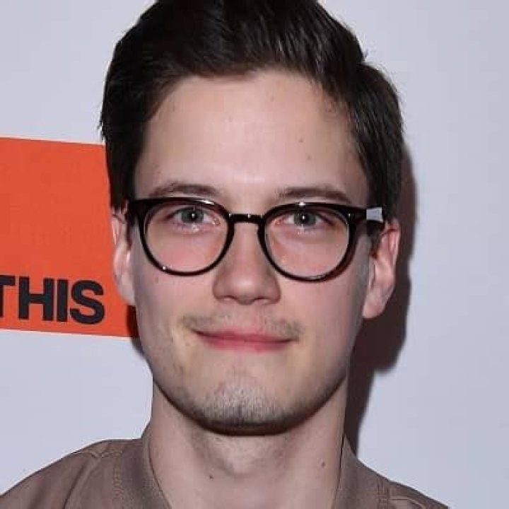 Justin Kelly - Bio, Age, Career, Net Worth, Height, Facts