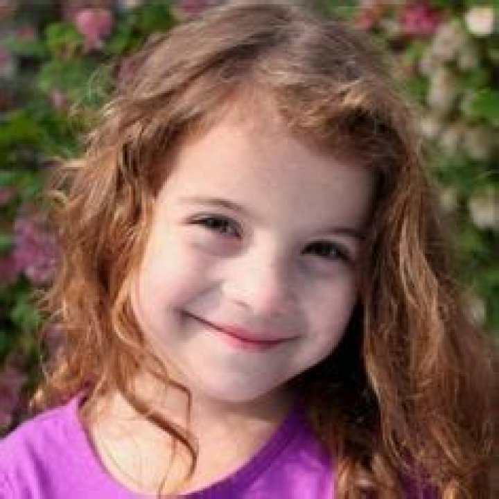 Kristi McDaniel - Bio, Age, Single, Nationality, Body Measurement, Career