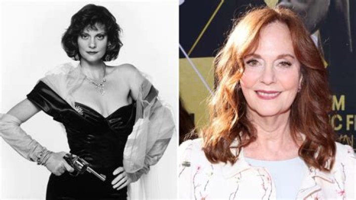 Lesley Ann Warren - Bio, Age, Net Worth, Height, Married, Nationality, Wiki