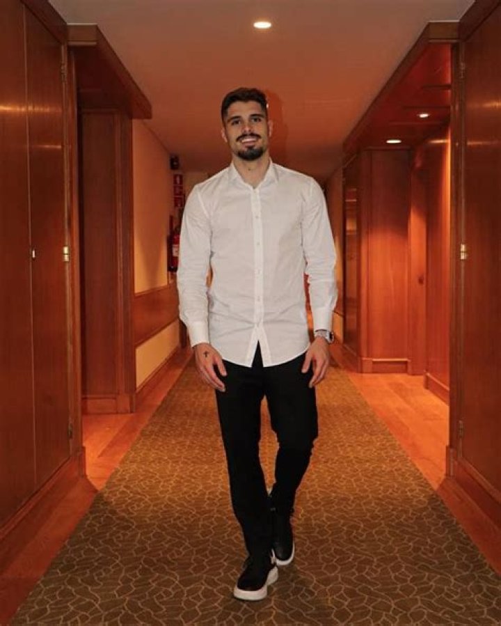 Pedro Neto - Bio, Age, Career, Net Worth, Nationality, Height, Facts