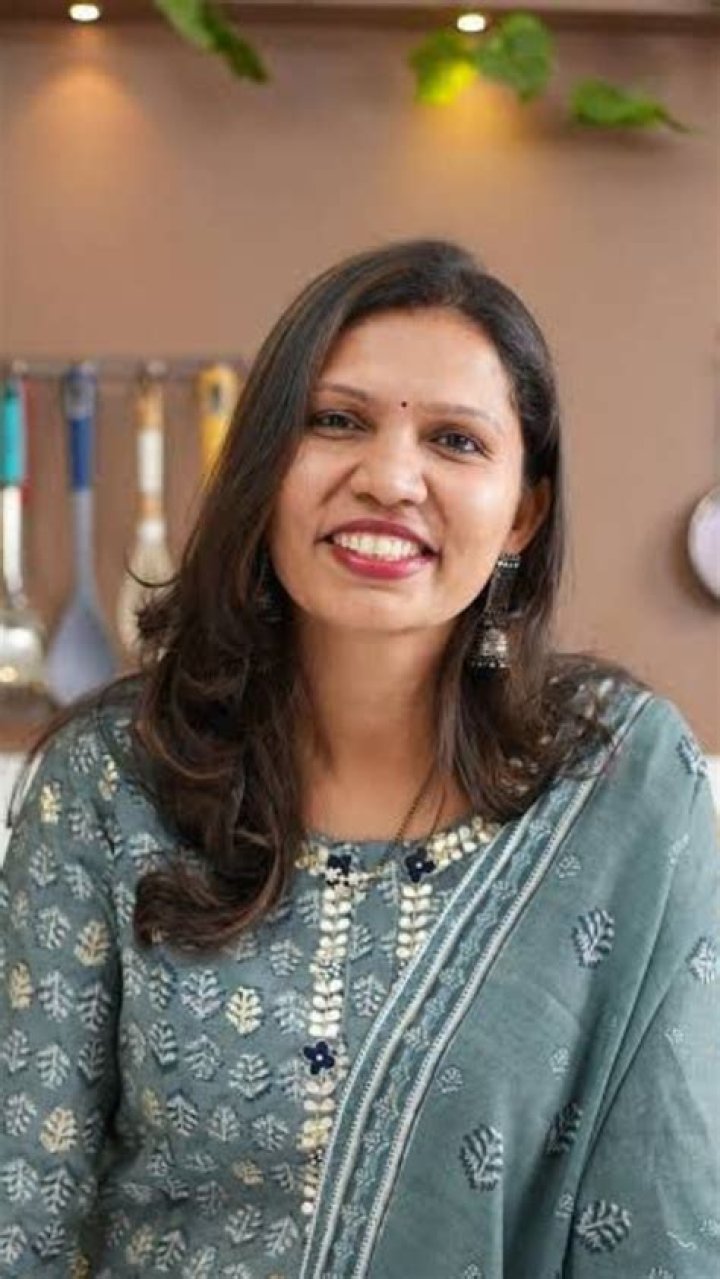 Prajakta Koli - Bio, Age, Net Worth, Height, In Relation, Nationality, Body Measurement, Career