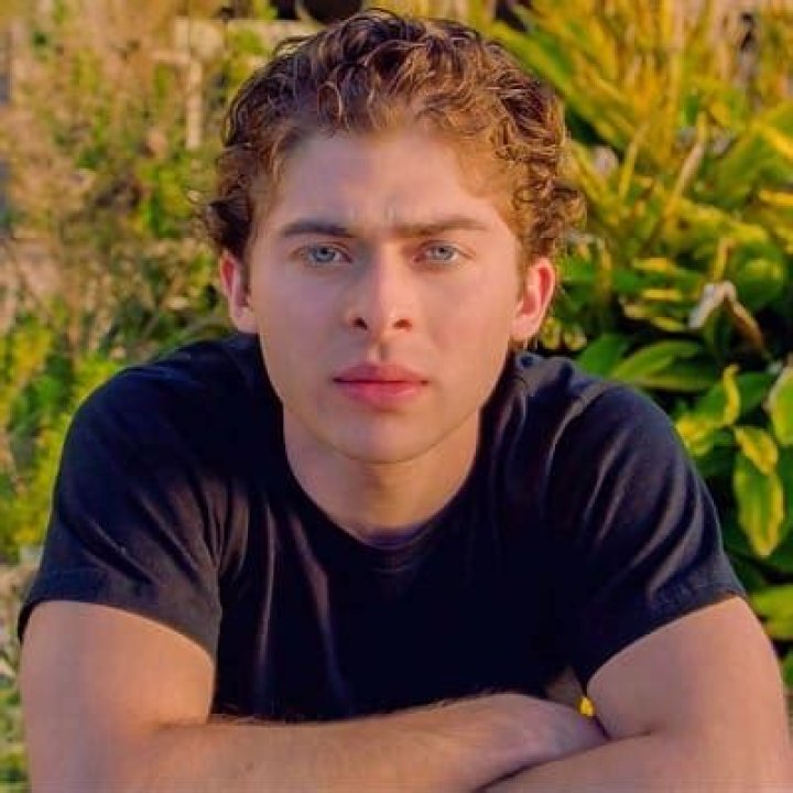 Ryan Ochoa - Bio, Age, Height, Net Worth, Facts, Nationality