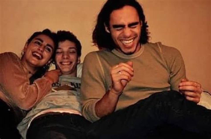 Seamus Dillane - Bio, Age, Height, Single, Net Worth, Facts, Wiki