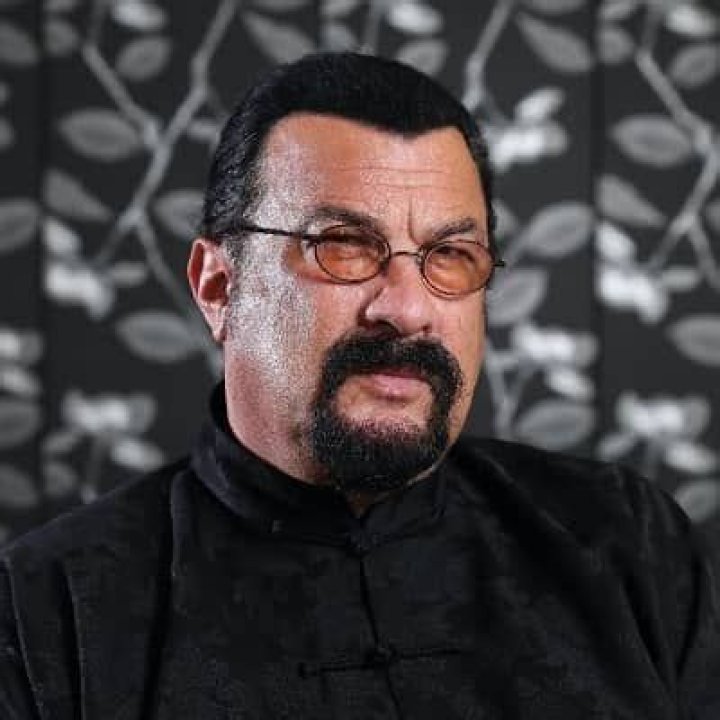 Steven Seagal - Bio, Age, Net Worth, Height, Married, Nationality, Body Measurement, Career