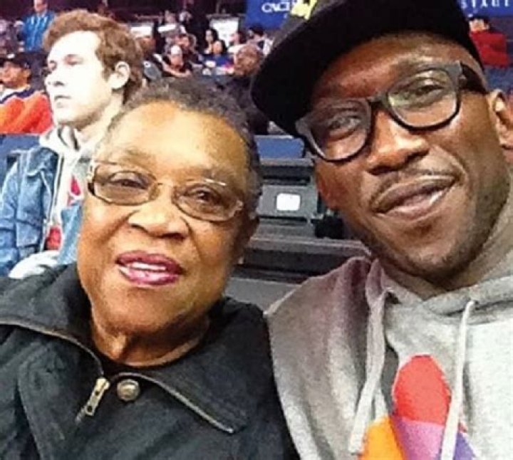 Willicia Gilmore - Bio, Career, Net Worth, Height, Married, Facts